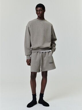 FEAR OF GOD ESSENTIALS  shorts
